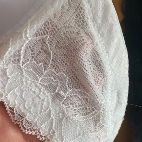 Bra - Picture 9 of 9